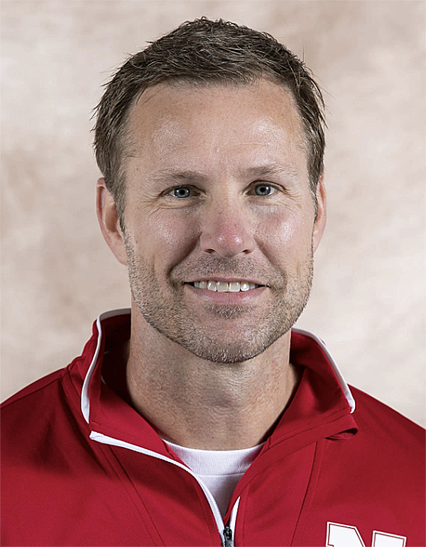 Nebraska’s Hoiberg defends swatting at court-storming Hawkeye fan